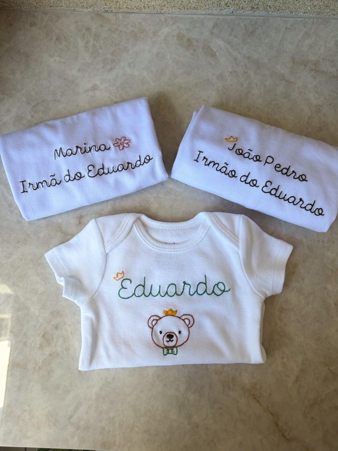 Camisetas Bordadas - Borda Clari